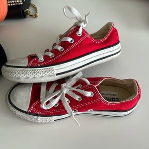 Kids Red Converse size 13